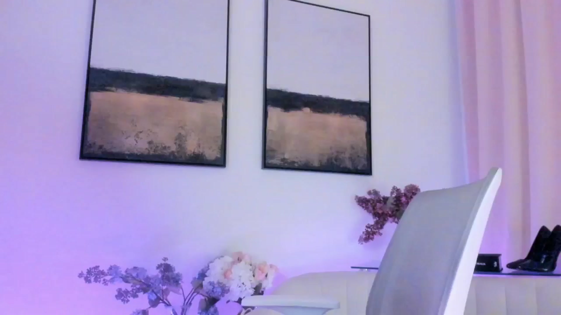 Gallery image thumbnail from goddessccleo's myfreecams stream on, 12/23/2025, 03:56 image 12 of 20