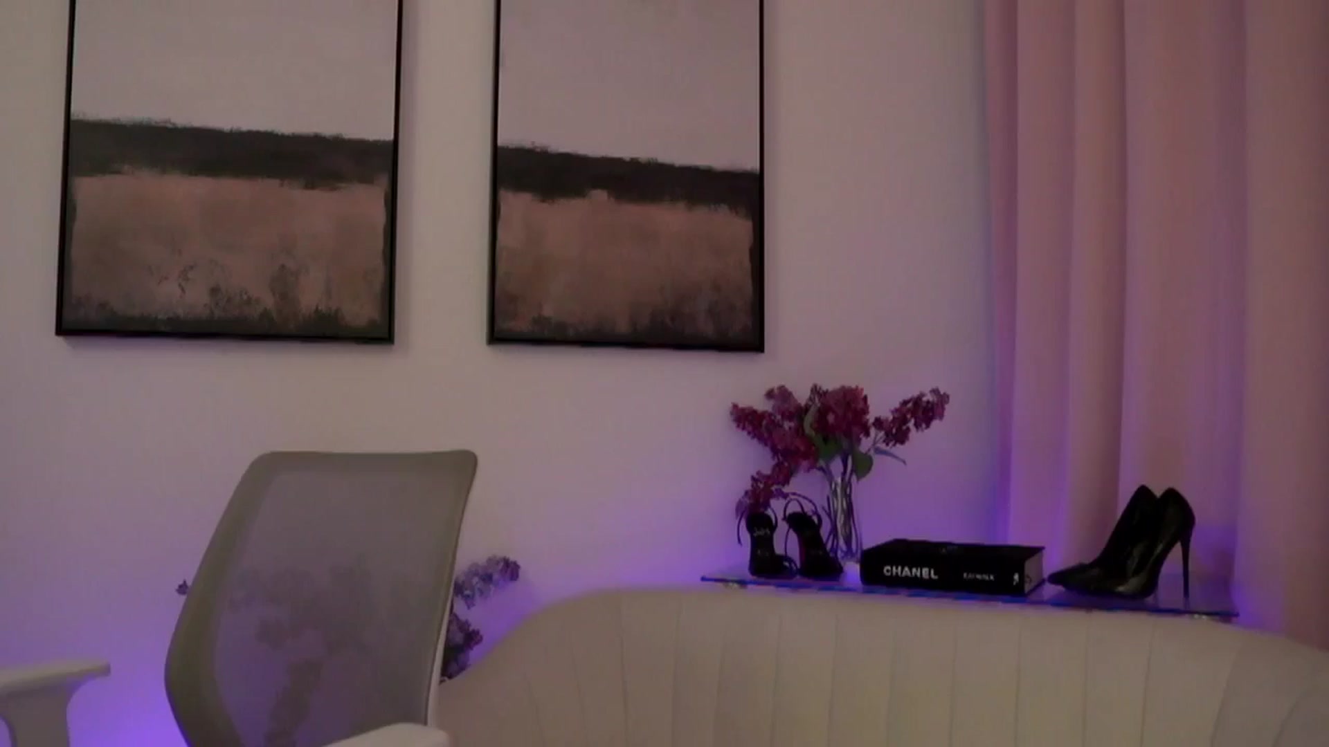 Gallery image thumbnail from goddessccleo's myfreecams stream on, 01/17/2026, 04:45 image 18 of 20