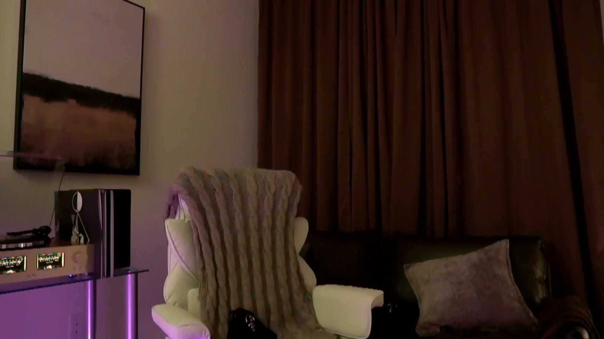 Gallery image thumbnail from goddessccleo's myfreecams stream on, 02/09/2026, 05:57 image 4 of 20