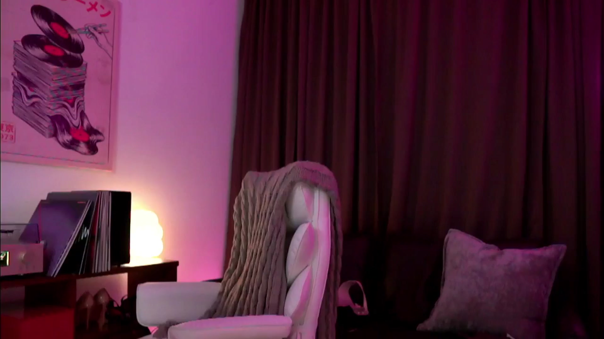 Gallery image thumbnail from goddessccleo's myfreecams stream on, 04/21/2026, 03:30 image 8 of 20