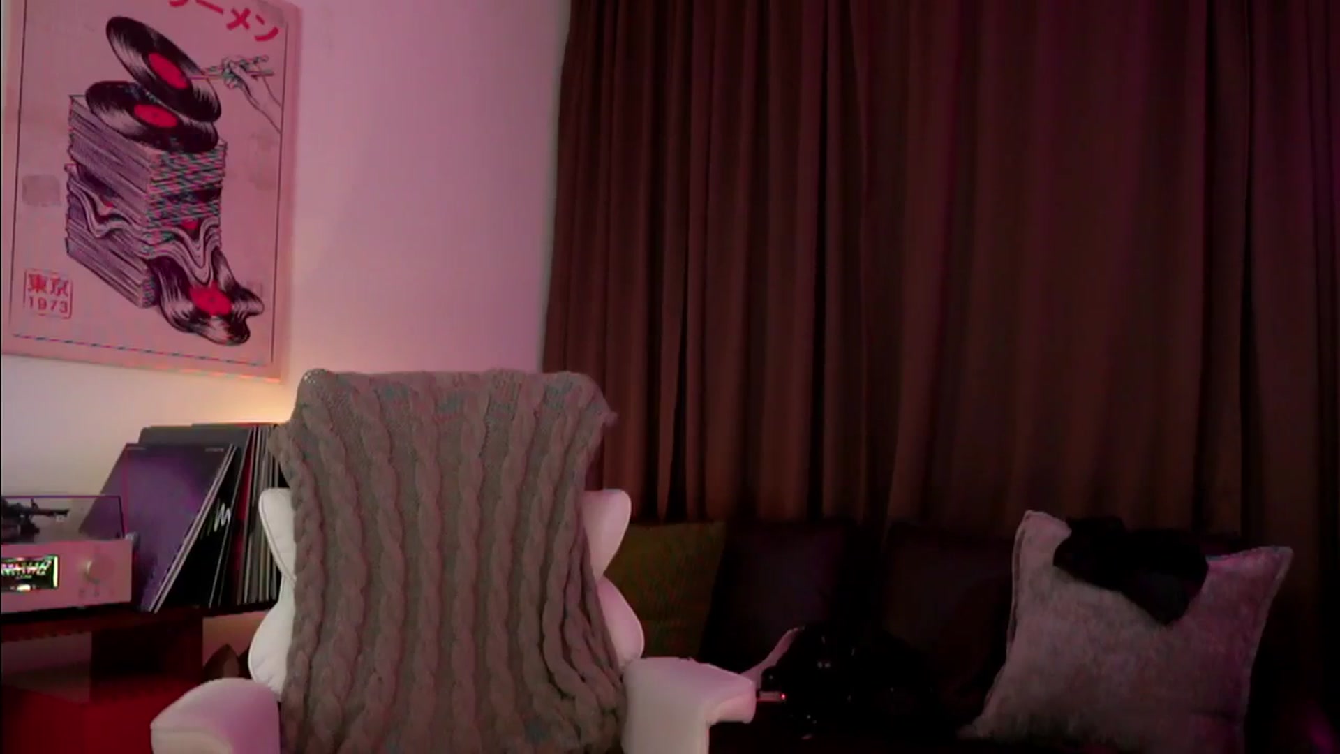 Gallery image thumbnail from goddessccleo's myfreecams stream on, 04/24/2026, 01:50 image 18 of 20