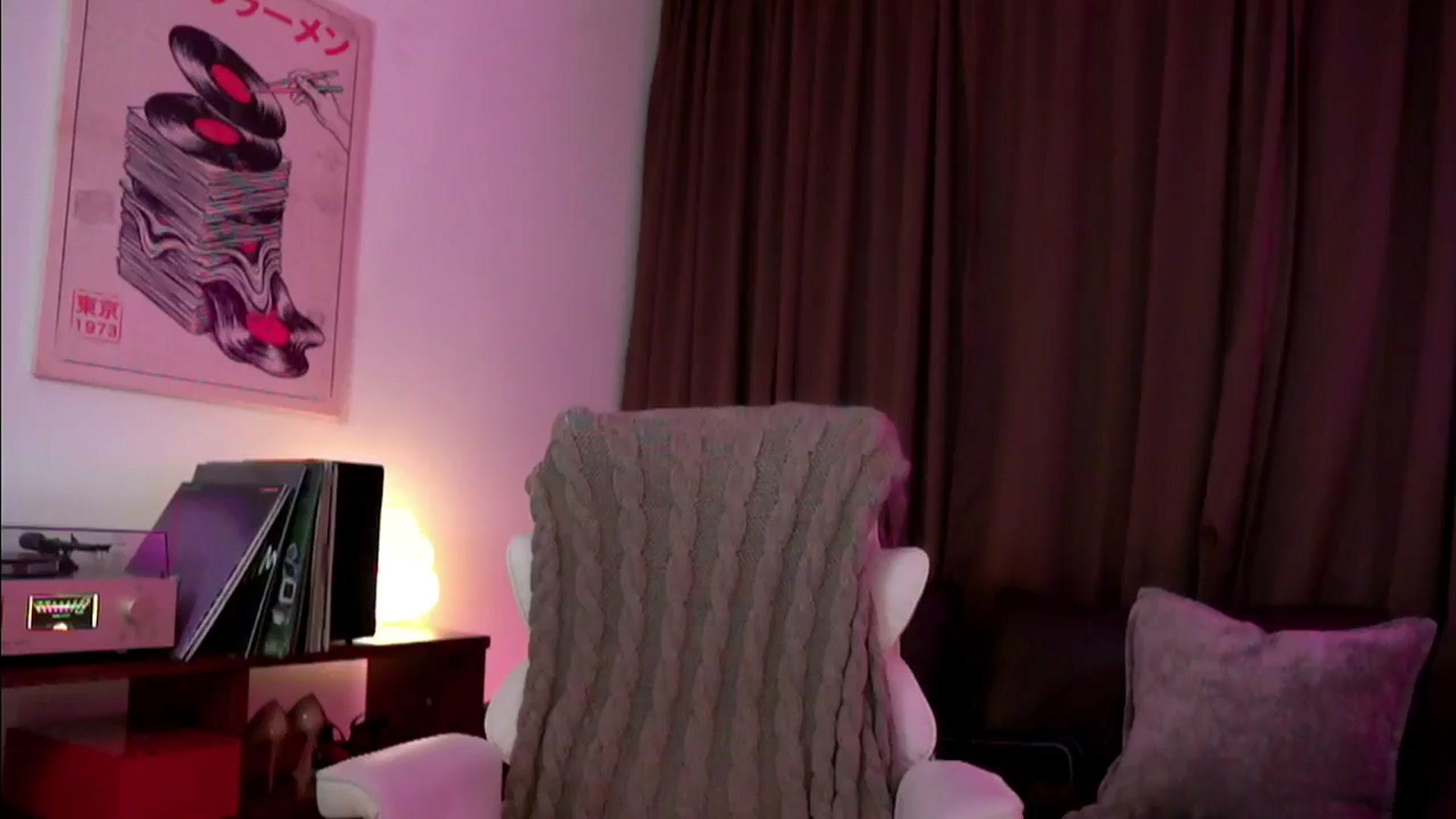 Gallery image thumbnail from goddessccleo's myfreecams stream on, 04/29/2026, 03:15 image 13 of 20