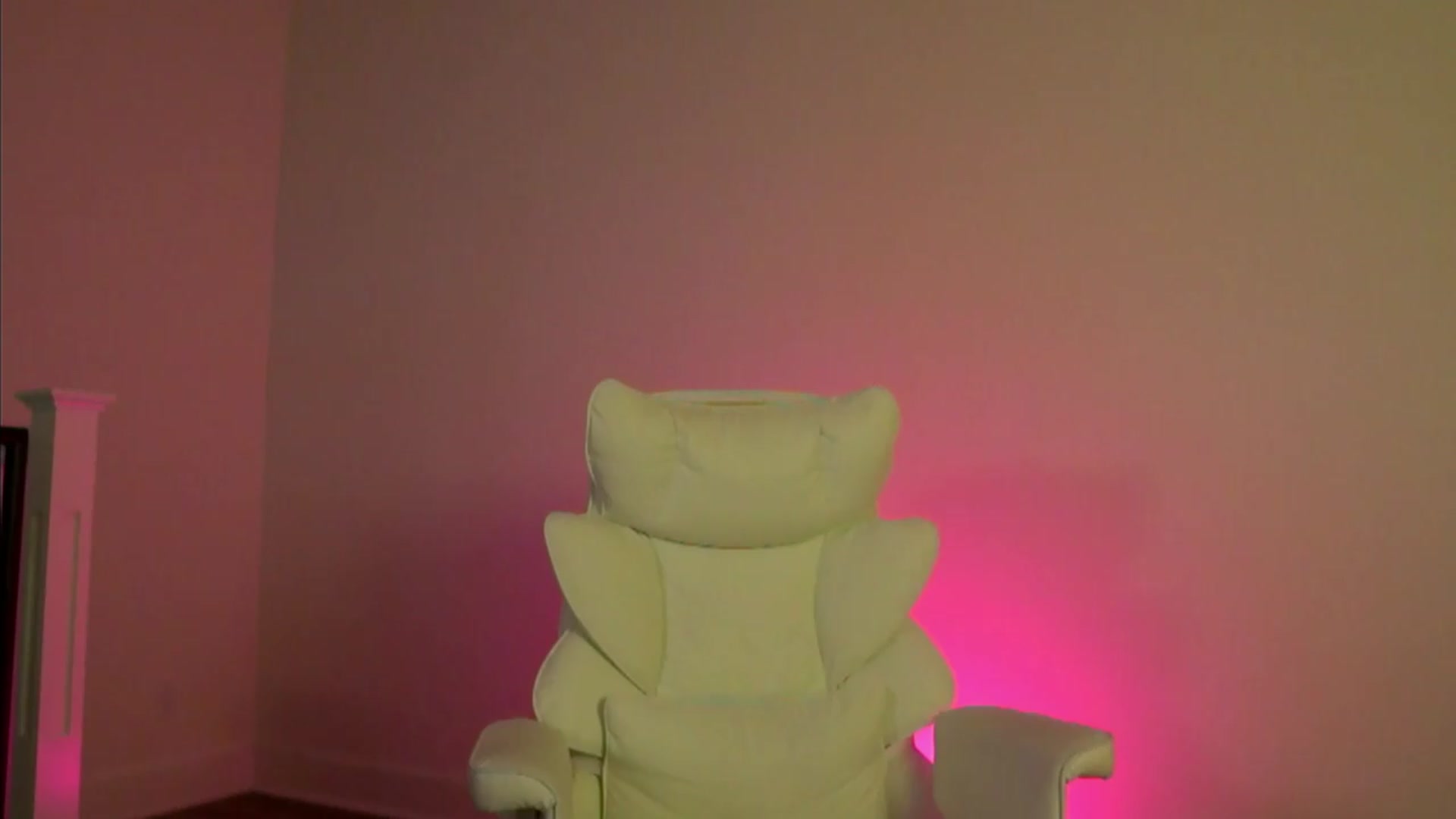 Gallery image thumbnail from goddessccleo's myfreecams stream on, 07/13/2026, 04:10 image 4 of 20