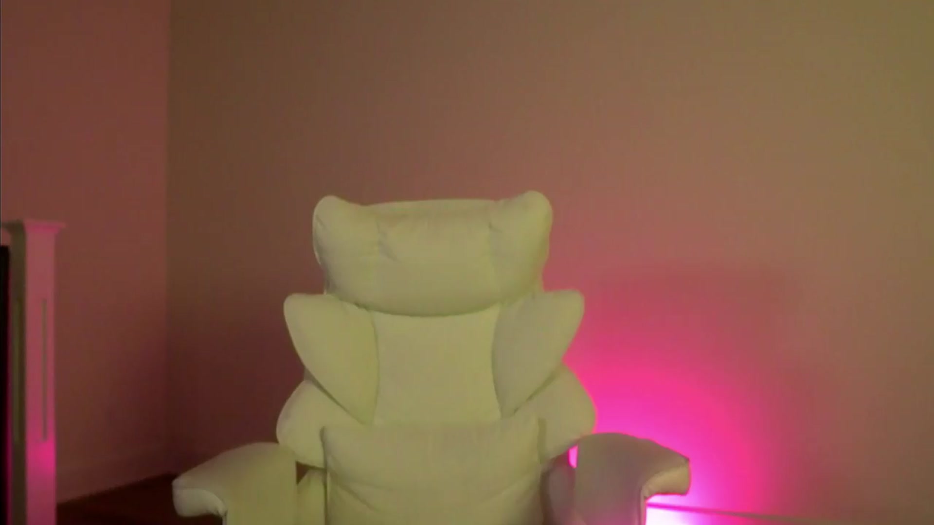 Gallery image thumbnail from goddessccleo's myfreecams stream on, 07/14/2026, 03:56 image 11 of 20
