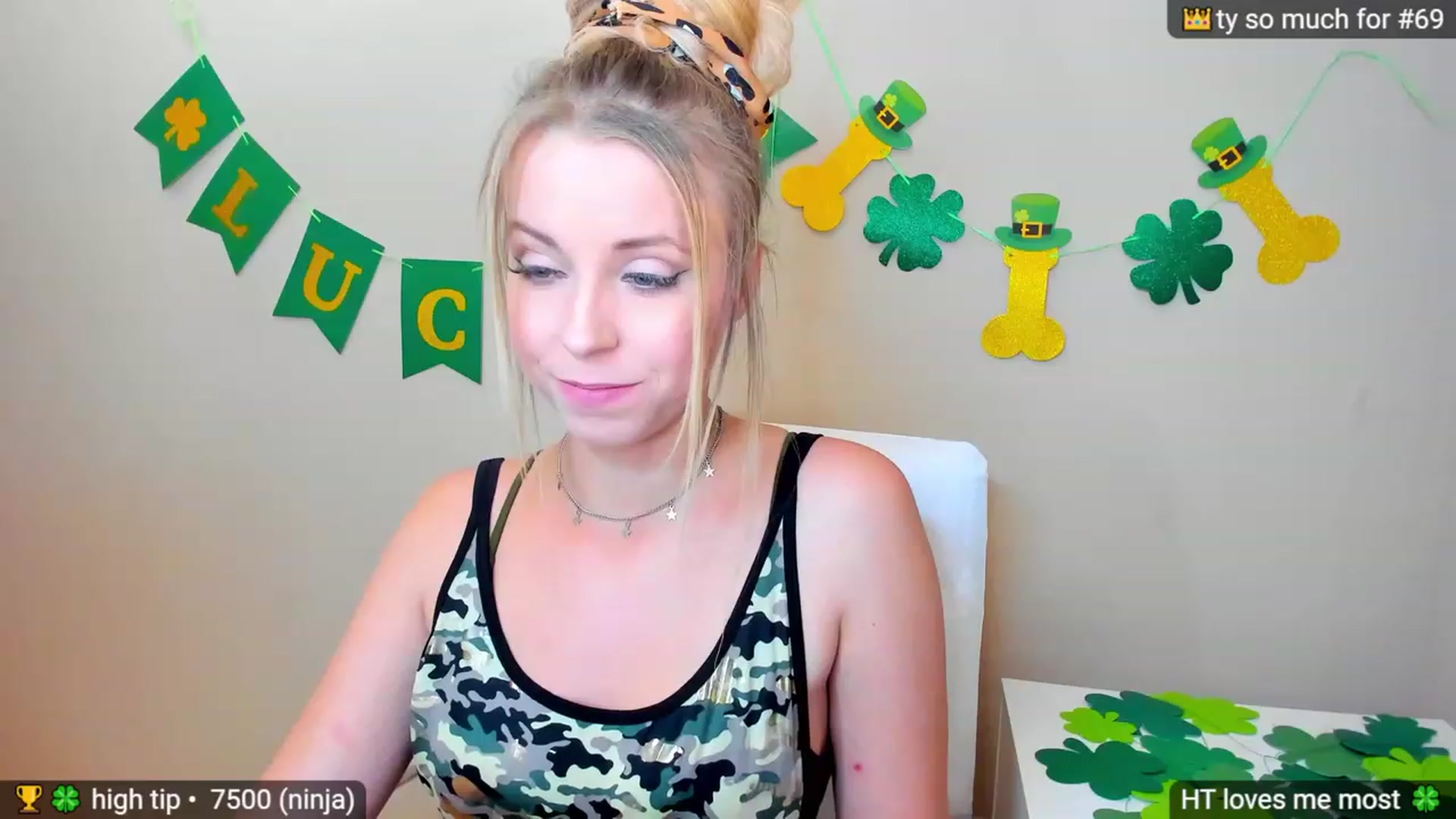Gallery image thumbnail from goddessjayne's myfreecams stream on, 03/14/2023, 19:34 image 15 of 20