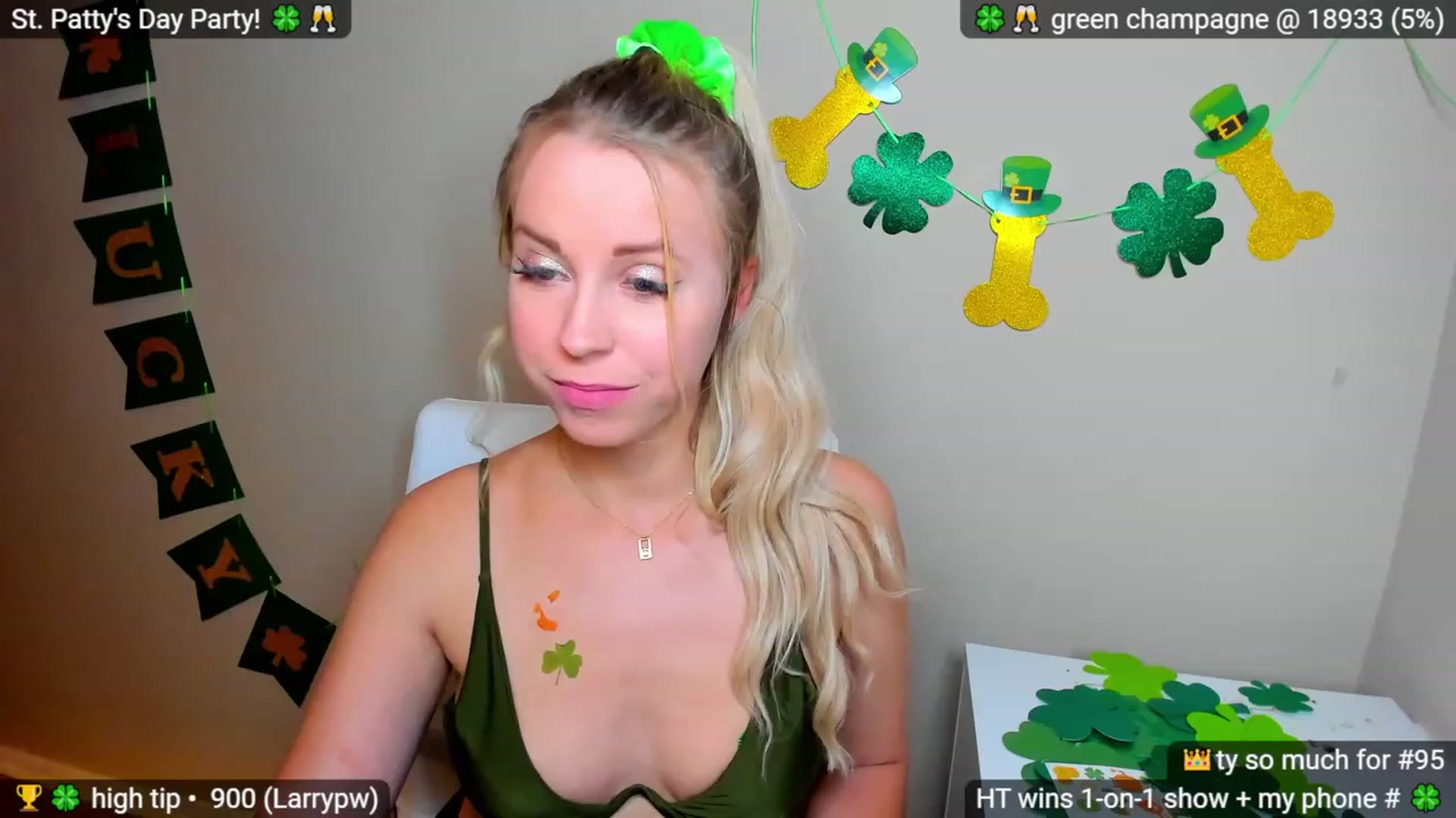 Gallery image thumbnail from goddessjayne's myfreecams stream on, 03/18/2023, 02:03 image 18 of 20