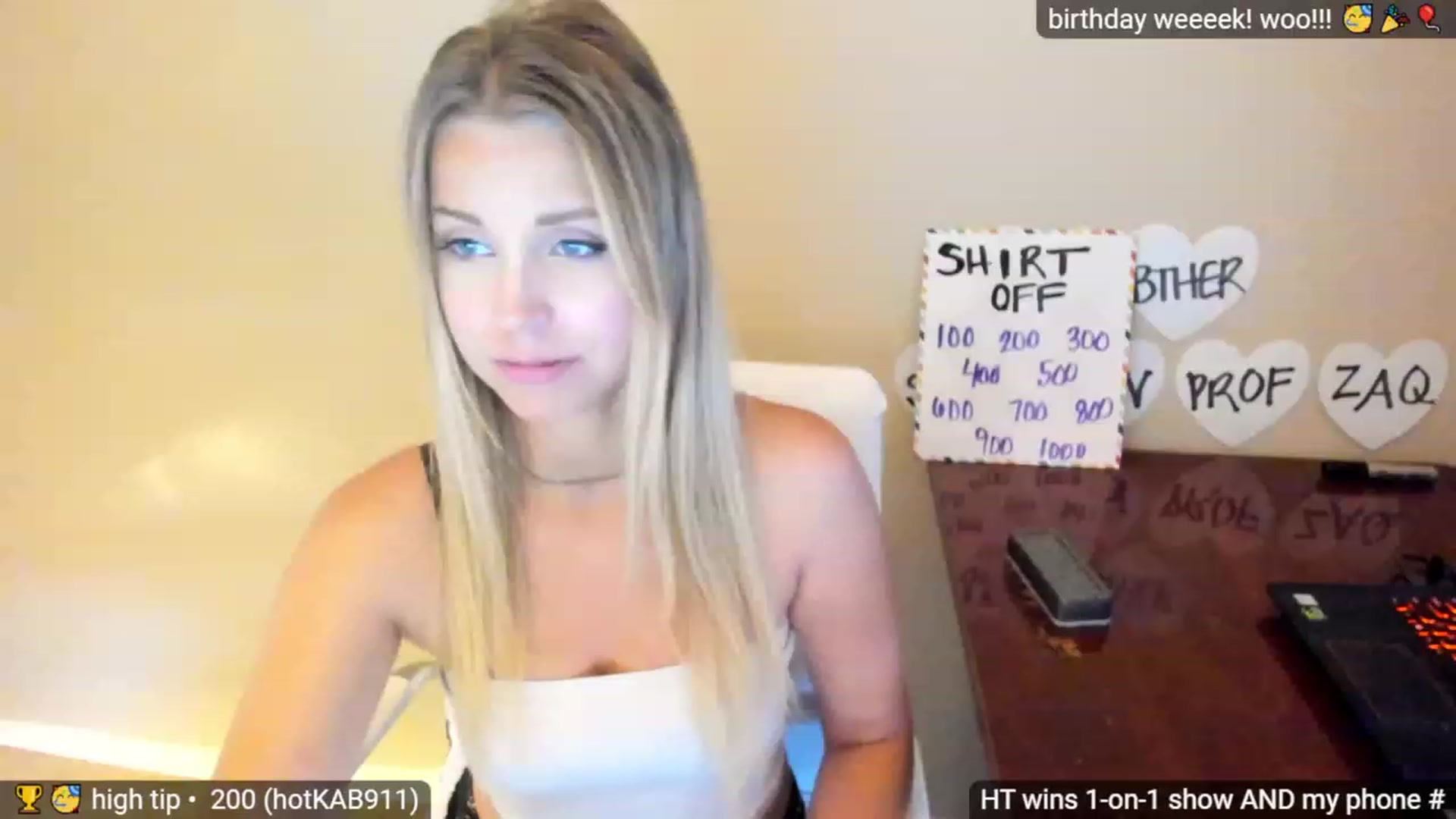 Gallery image thumbnail from goddessjayne's myfreecams stream on, 04/04/2023, 01:41 image 3 of 20