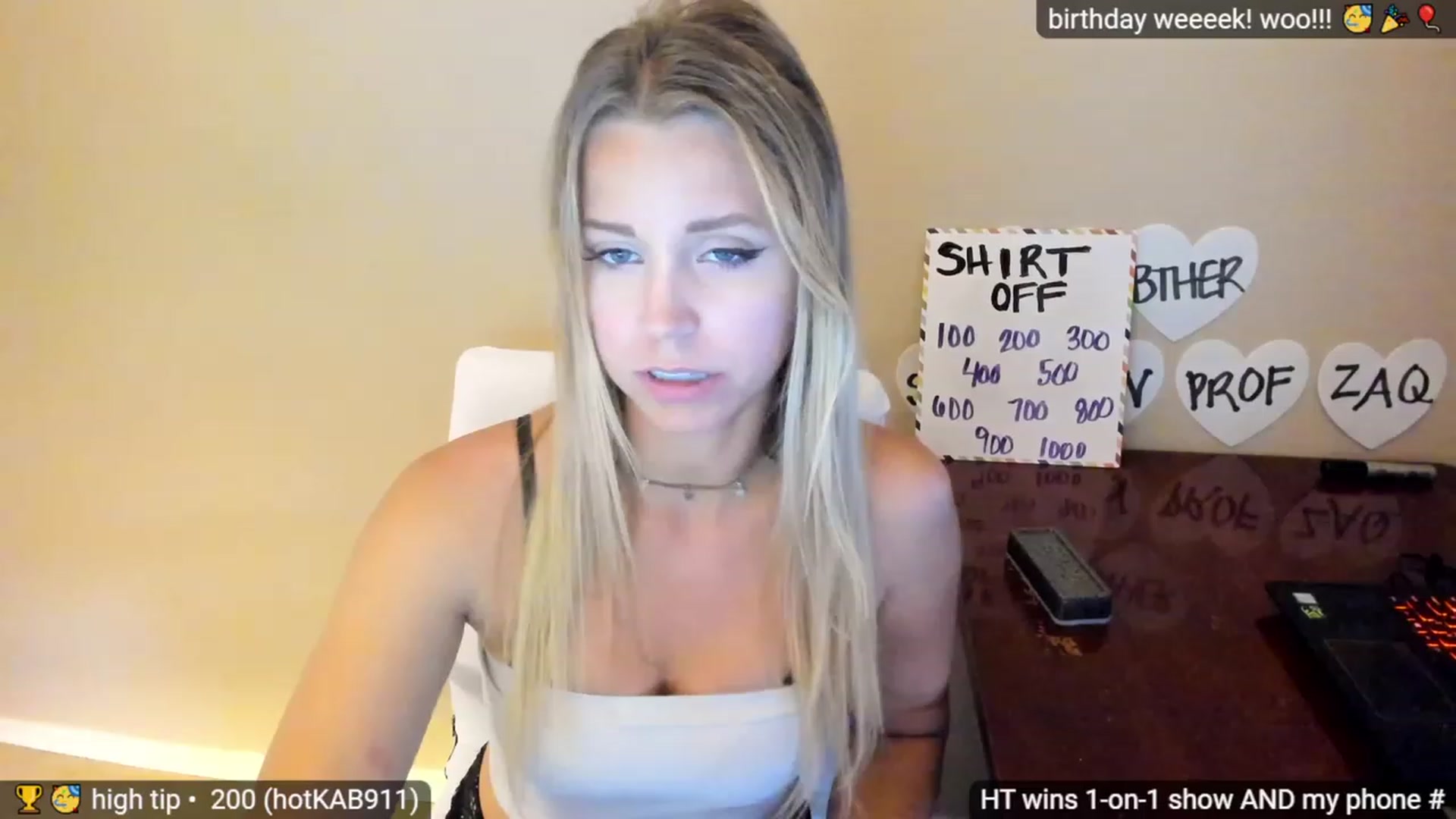 Gallery image thumbnail from goddessjayne's myfreecams stream on, 04/04/2023, 01:41 image 12 of 20
