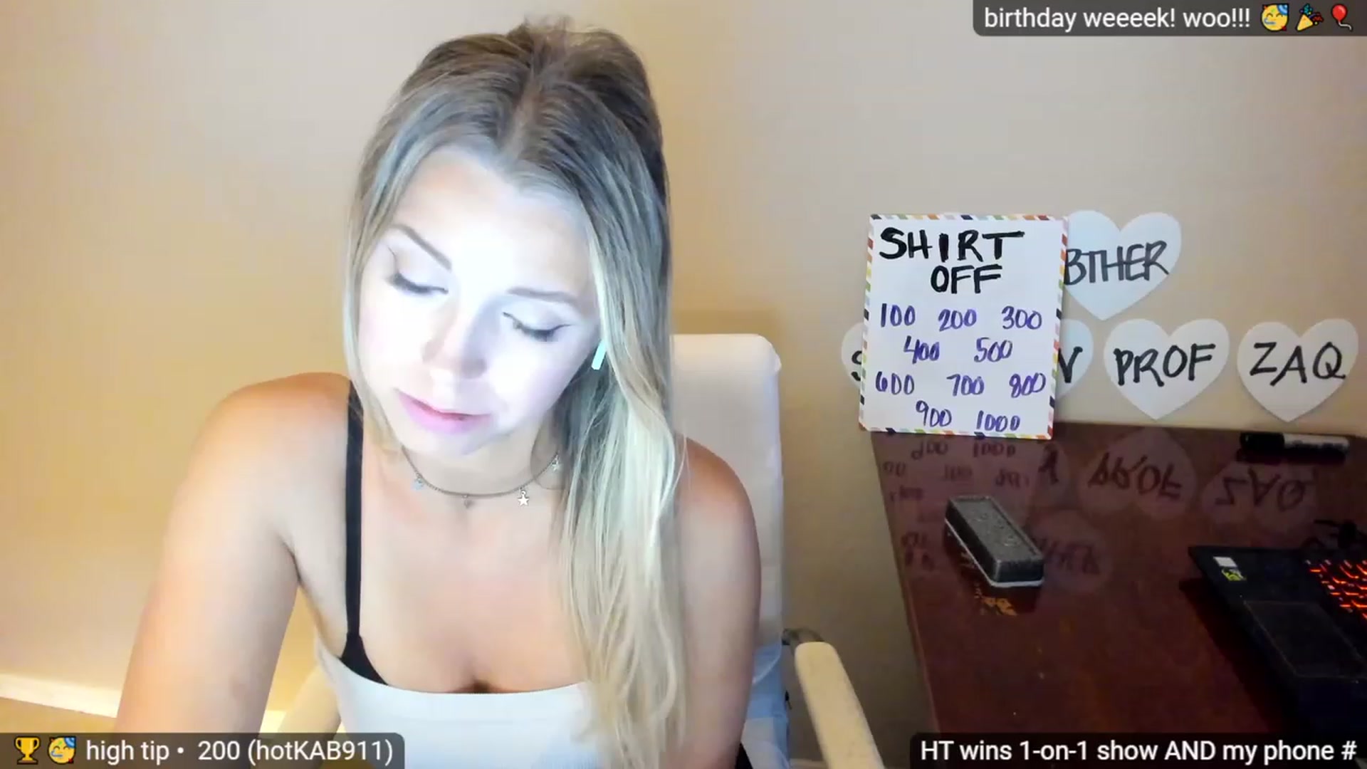 Gallery image thumbnail from goddessjayne's myfreecams stream on, 04/04/2023, 01:41 image 18 of 20