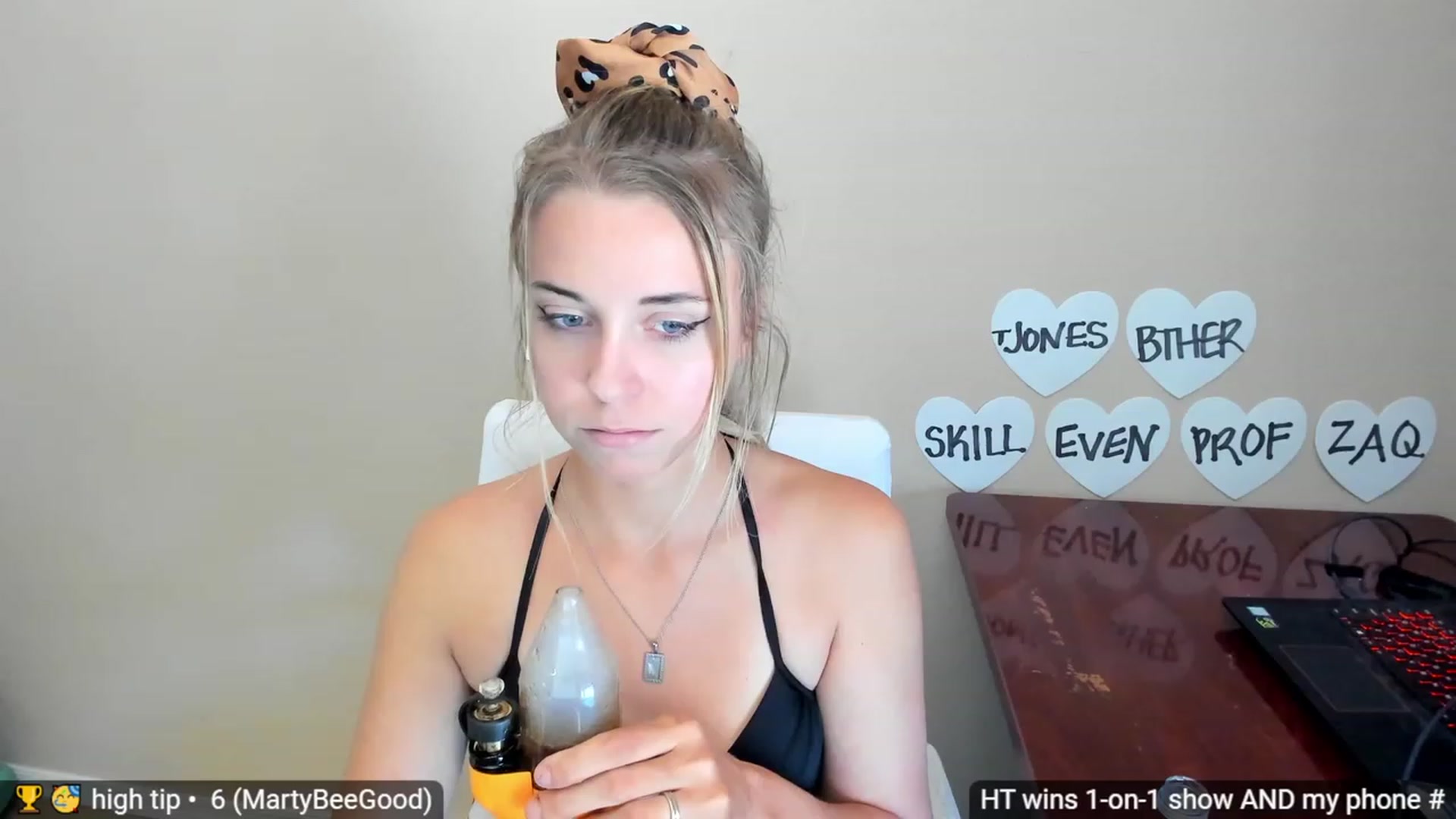 Gallery image thumbnail from goddessjayne's myfreecams stream on, 05/08/2023, 21:24 image 13 of 20