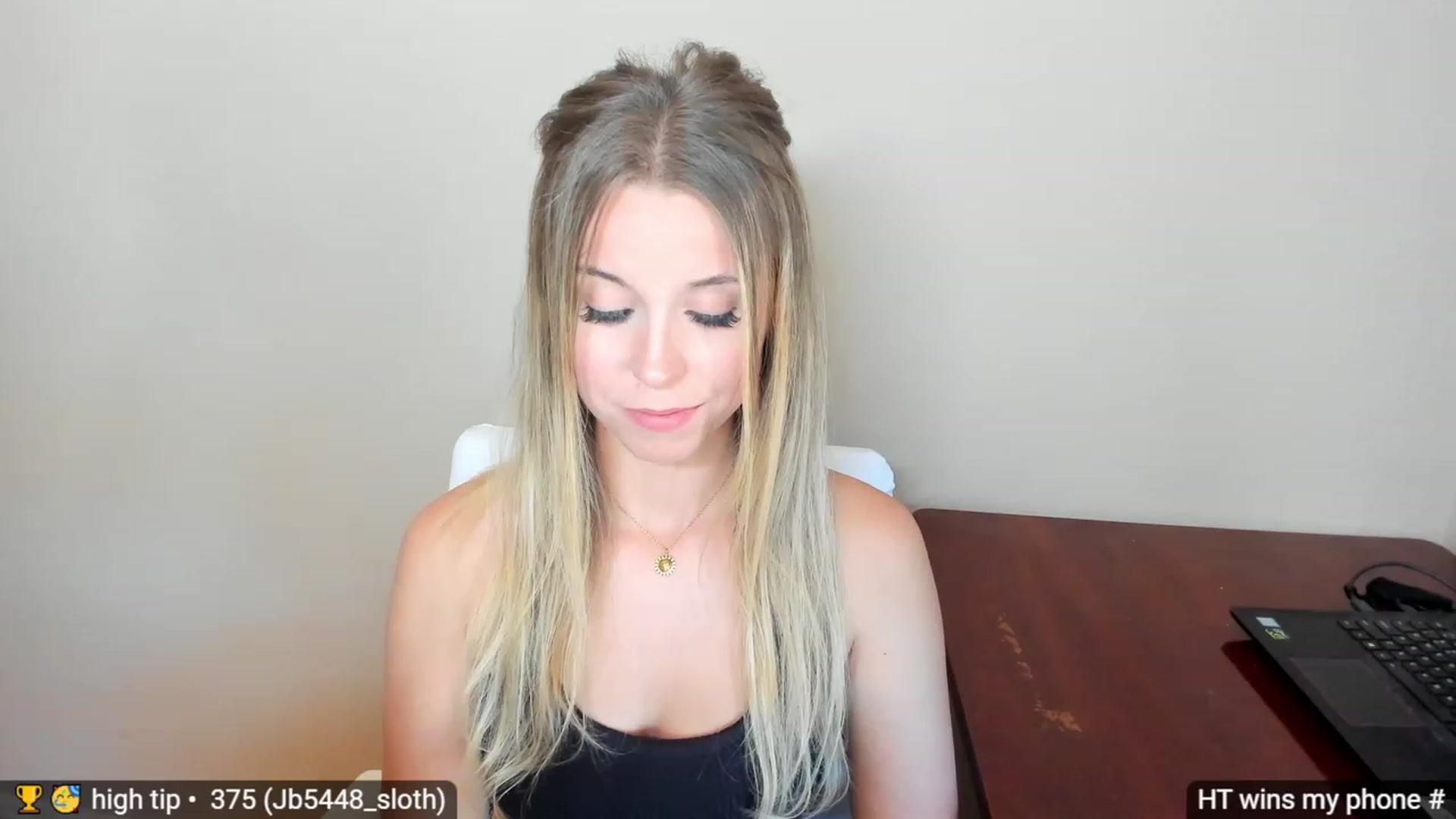 Gallery image thumbnail from goddessjayne's myfreecams stream on, 05/22/2023, 17:14 image 13 of 20