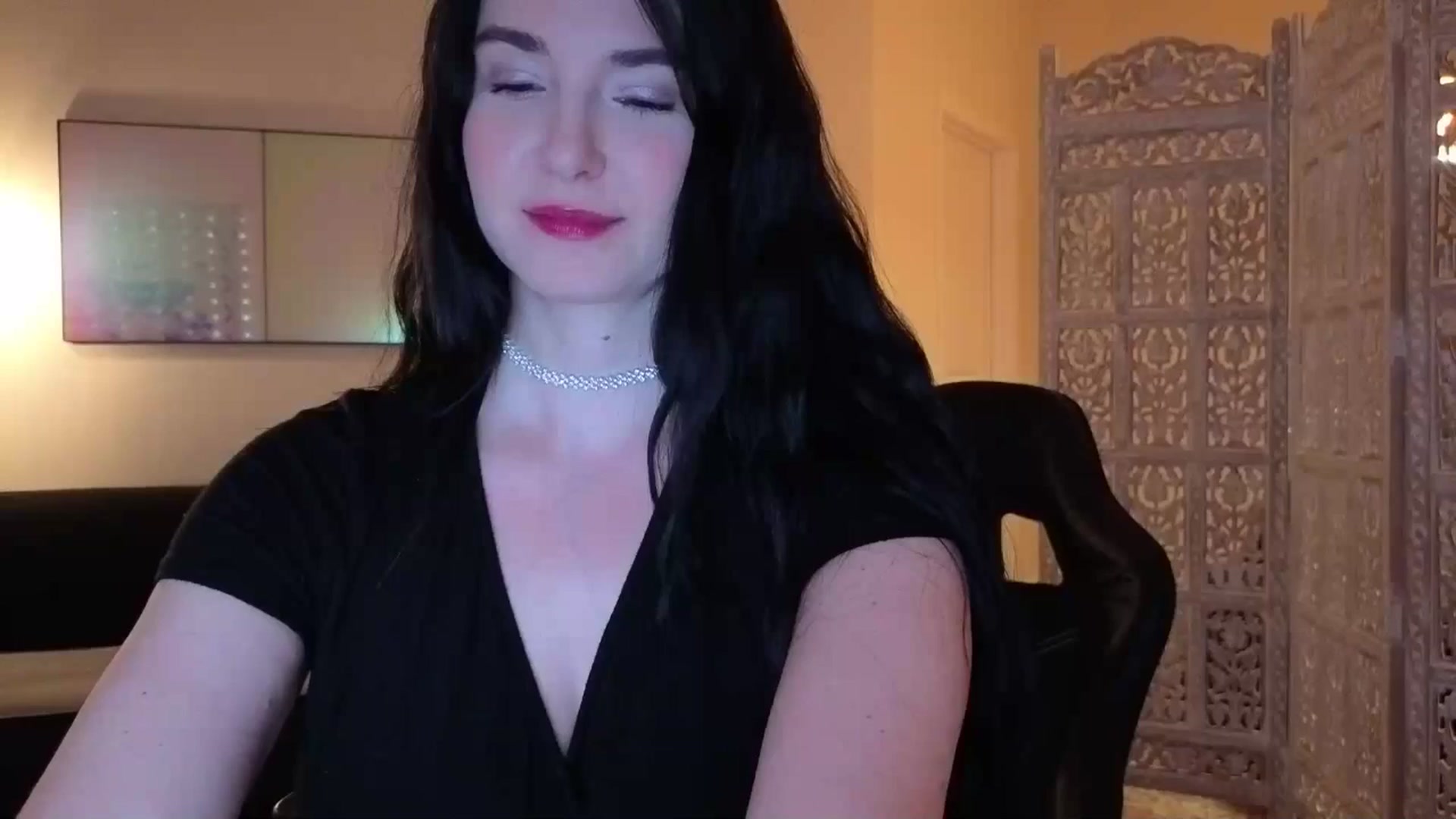 Gallery image thumbnail from goddessjinna's myfreecams stream on, 01/15/2026, 04:46 image 10 of 20