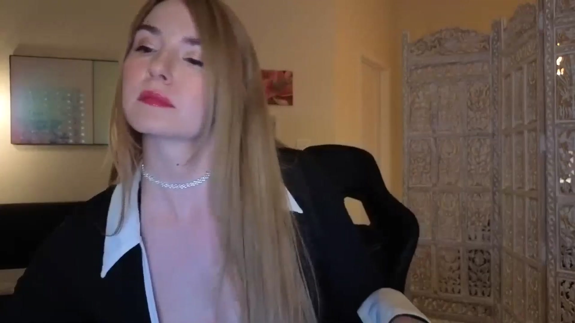 Gallery image thumbnail from goddessjinna's myfreecams stream on, 03/03/2026, 07:09 image 7 of 20