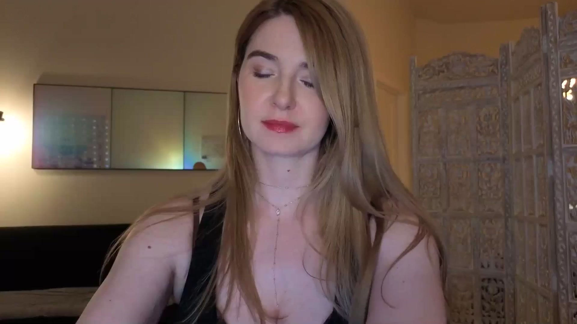 Gallery image thumbnail from goddessjinna's myfreecams stream on, 03/06/2026, 06:34 image 8 of 20