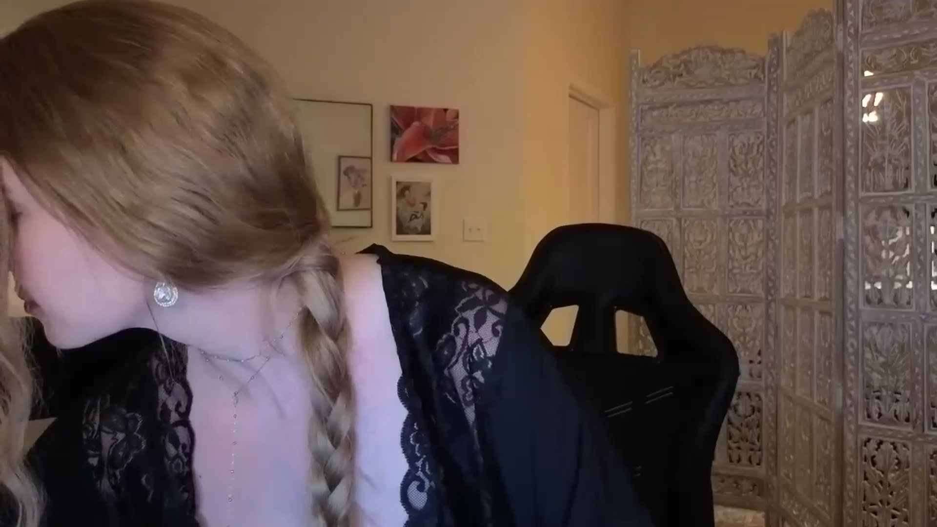 Gallery image thumbnail from goddessjinna's myfreecams stream on, 03/10/2026, 02:41 image 2 of 20