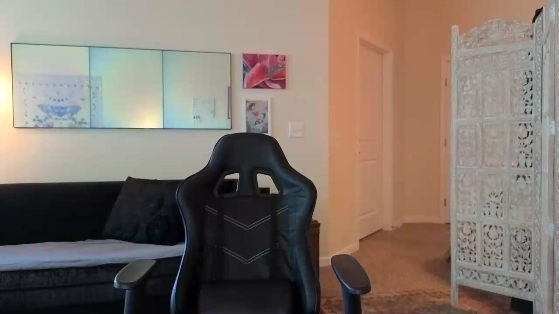 Gallery image thumbnail from goddessjinna's myfreecams stream on, 06/05/2026, 24:39 image 15 of 20