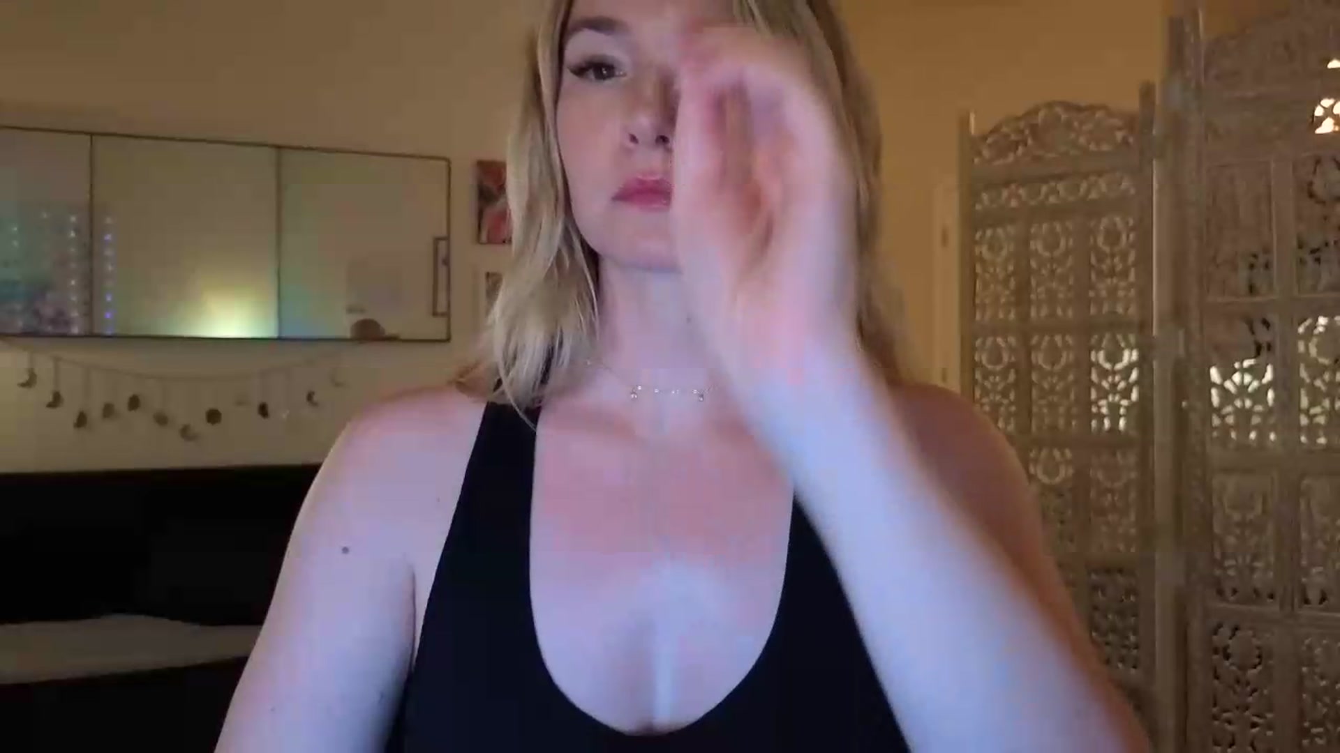 Gallery image thumbnail from goddessjinna's myfreecams stream on, 06/27/2026, 06:05 image 7 of 20