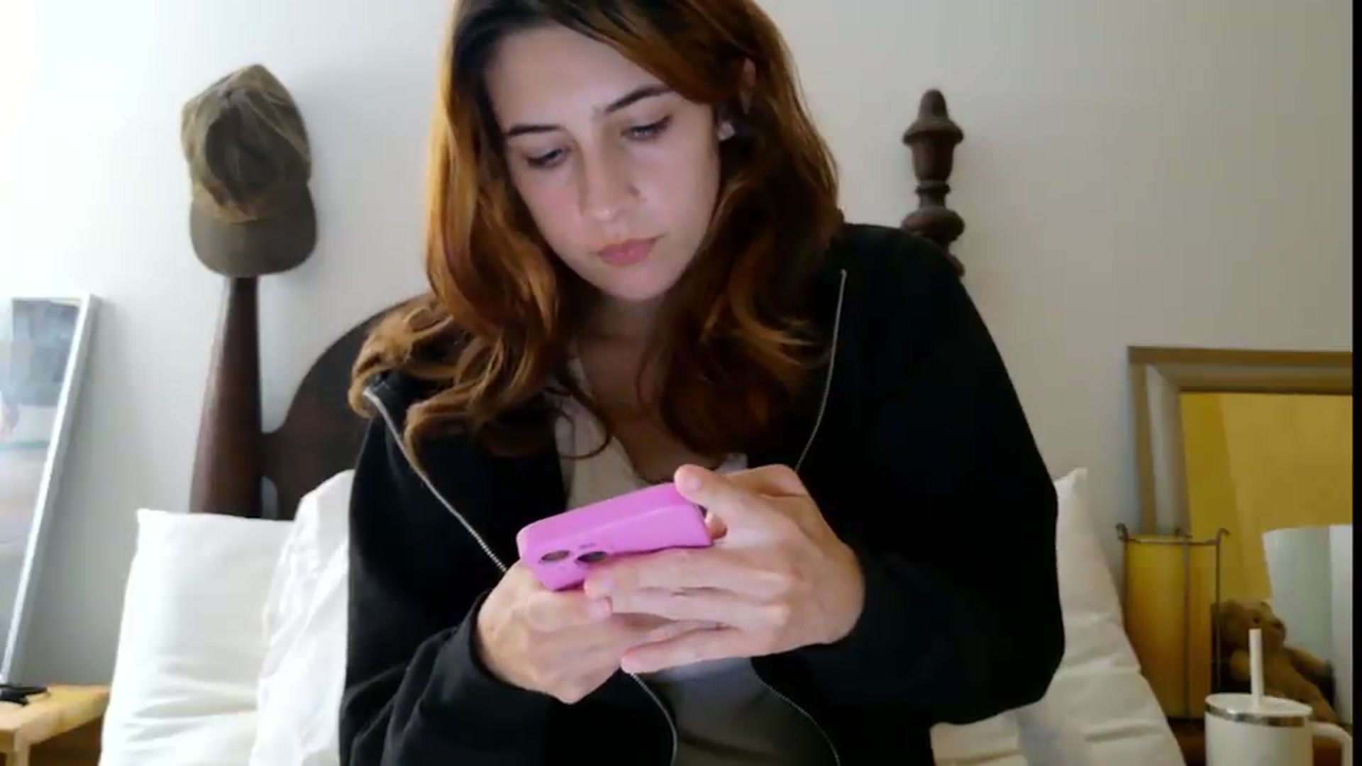 Gallery image thumbnail from goonergirl's myfreecams stream on, 08/27/2026, 05:34 image 18 of 20