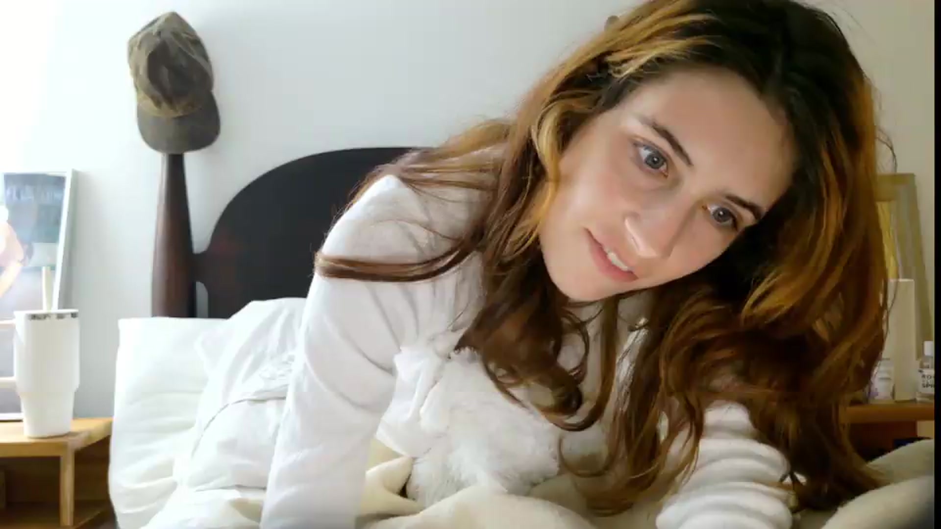 Gallery image thumbnail from goonergirl's myfreecams stream on, 08/28/2026, 04:07 image 11 of 20
