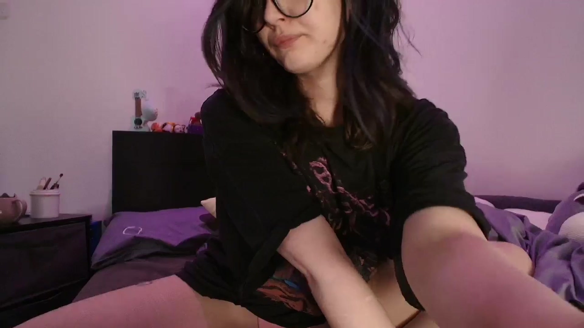 Gallery image thumbnail from goonette's myfreecams stream on, 04/04/2026, 02:22 image 16 of 20