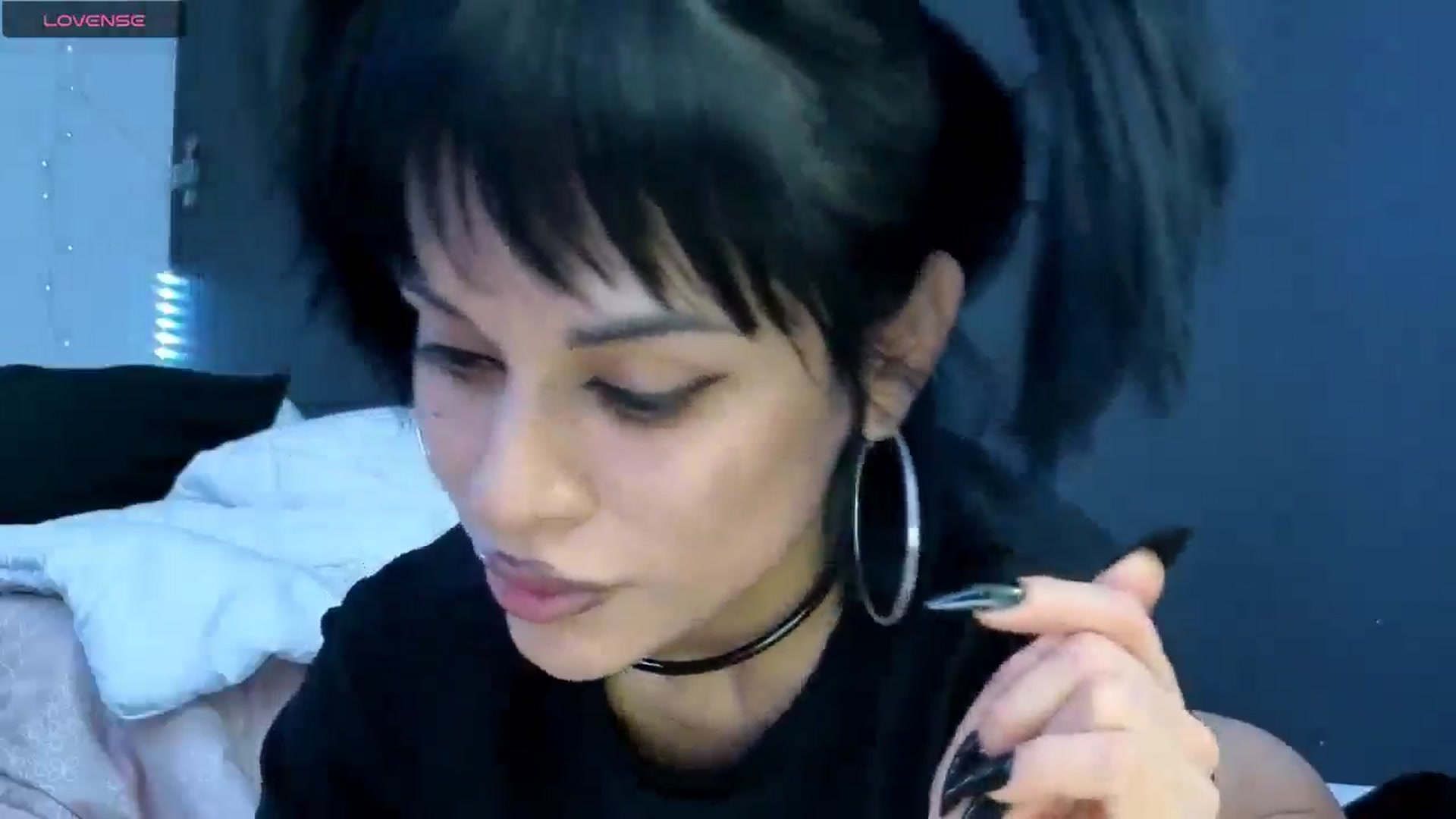 Gallery image thumbnail from gothybat's myfreecams stream on, 01/27/2026, 18:14 image 16 of 20
