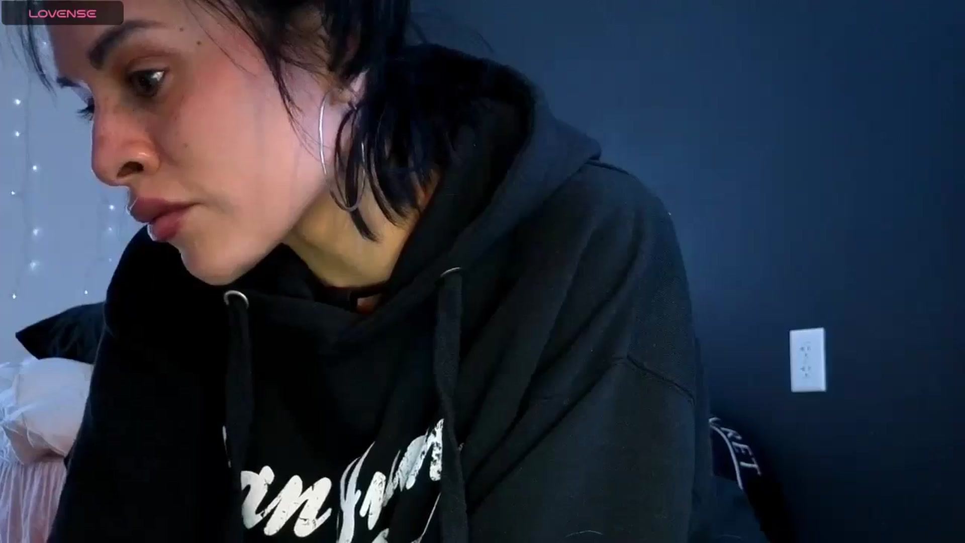 Gallery image thumbnail from gothybat's myfreecams stream on, 02/02/2026, 07:16 image 3 of 20