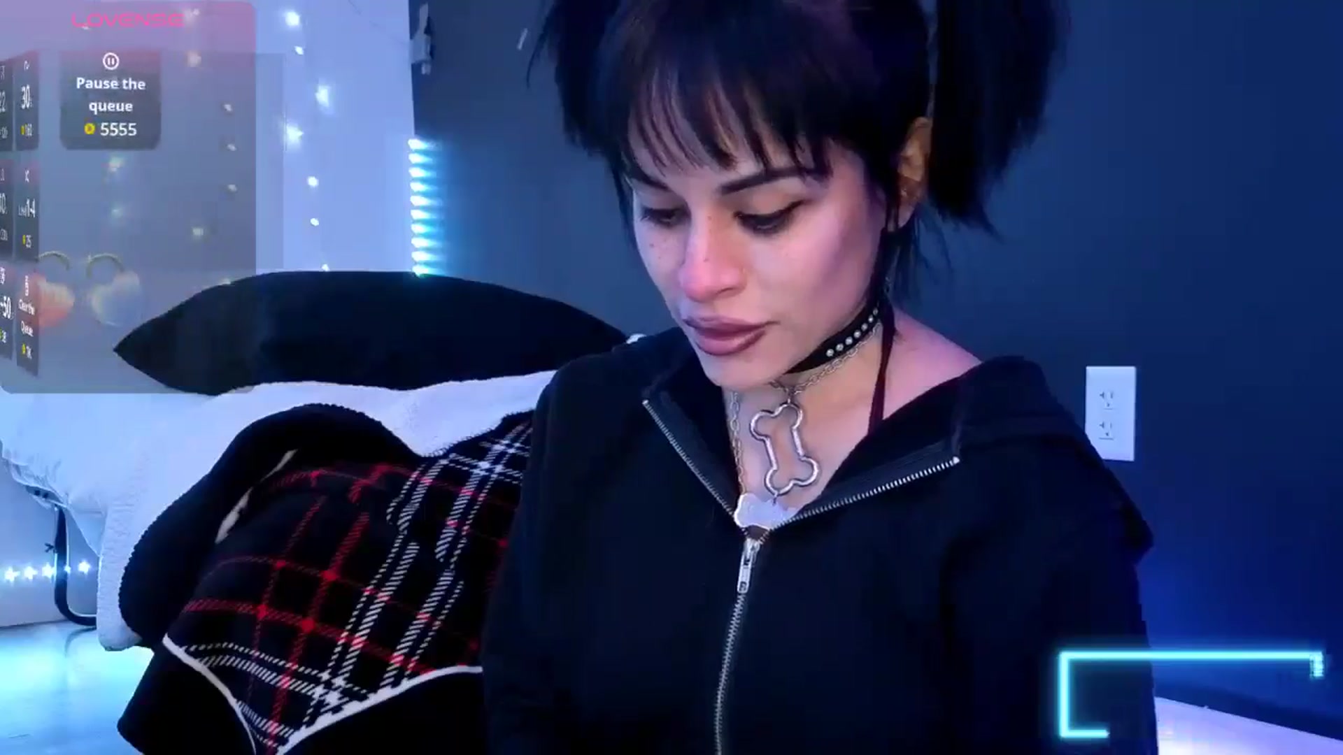 Gallery image thumbnail from gothybat's myfreecams stream on, 02/13/2026, 17:24 image 2 of 20