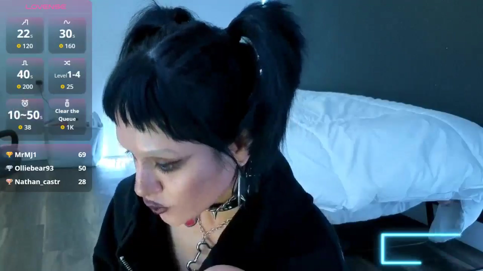 Gallery image thumbnail from gothybat's myfreecams stream on, 03/10/2026, 19:41 image 5 of 20