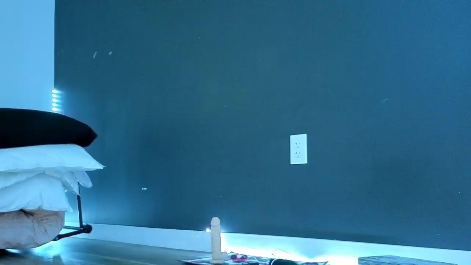 Gallery image thumbnail from gothybat's myfreecams stream on, 03/13/2026, 19:43 image 20 of 20