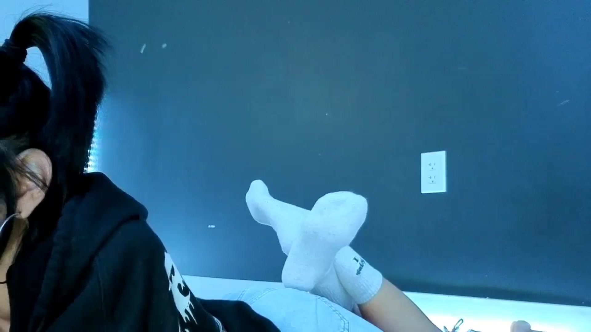 Gallery image thumbnail from gothybat's myfreecams stream on, 03/14/2026, 18:43 image 13 of 20