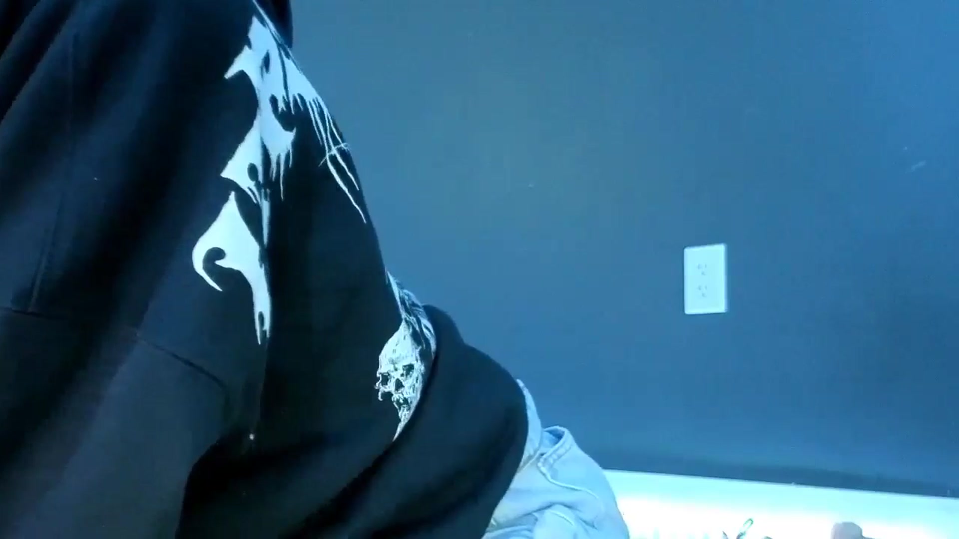 Gallery image thumbnail from gothybat's myfreecams stream on, 03/14/2026, 18:43 image 14 of 20