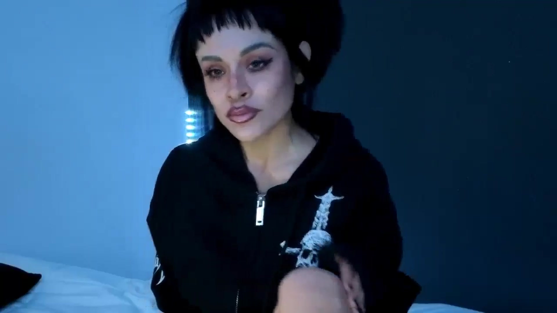 Gallery image thumbnail from gothybat's myfreecams stream on, 03/15/2026, 18:31 image 4 of 20