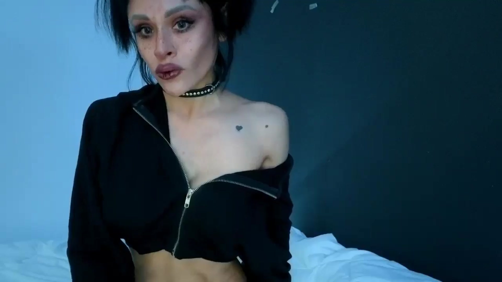 Gallery image thumbnail from gothybat's myfreecams stream on, 03/17/2026, 16:00 image 2 of 20