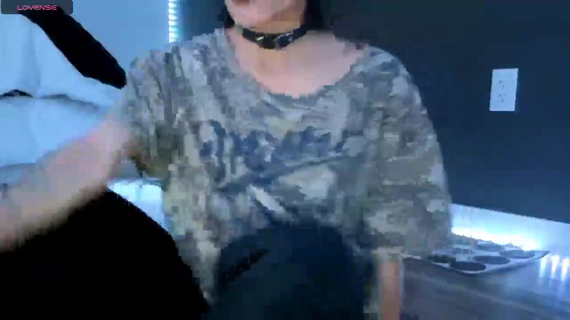 Gallery image thumbnail from gothybat's myfreecams stream on, 03/19/2026, 17:02 image 8 of 20