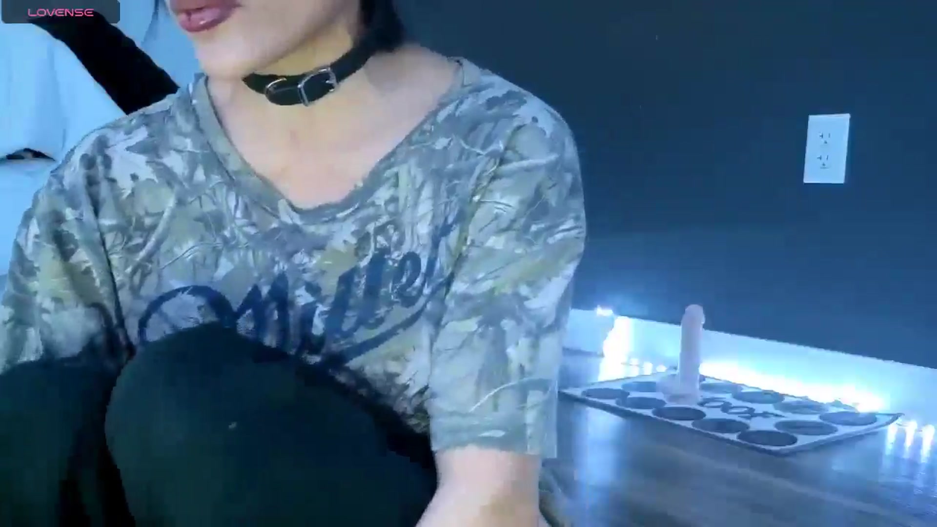 Gallery image thumbnail from gothybat's myfreecams stream on, 03/19/2026, 17:02 image 5 of 20