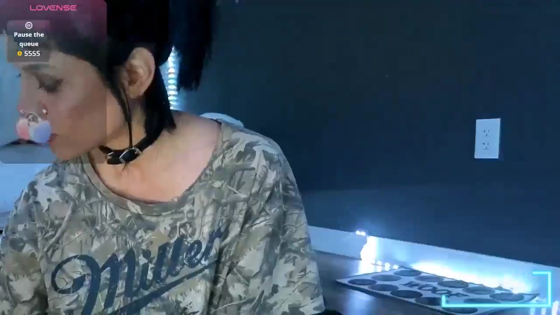 Gallery image thumbnail from gothybat's myfreecams stream on, 03/19/2026, 20:15 image 3 of 20