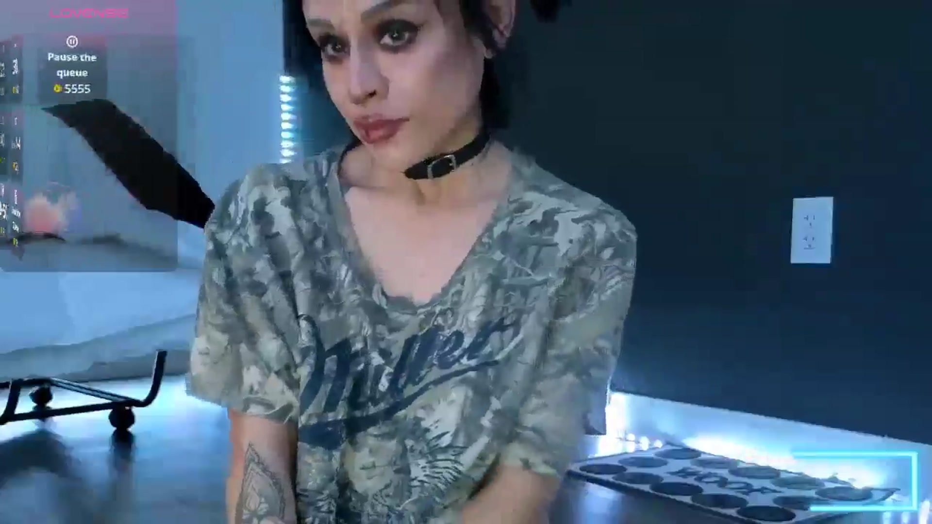 Gallery image thumbnail from gothybat's myfreecams stream on, 03/19/2026, 20:15 image 2 of 20