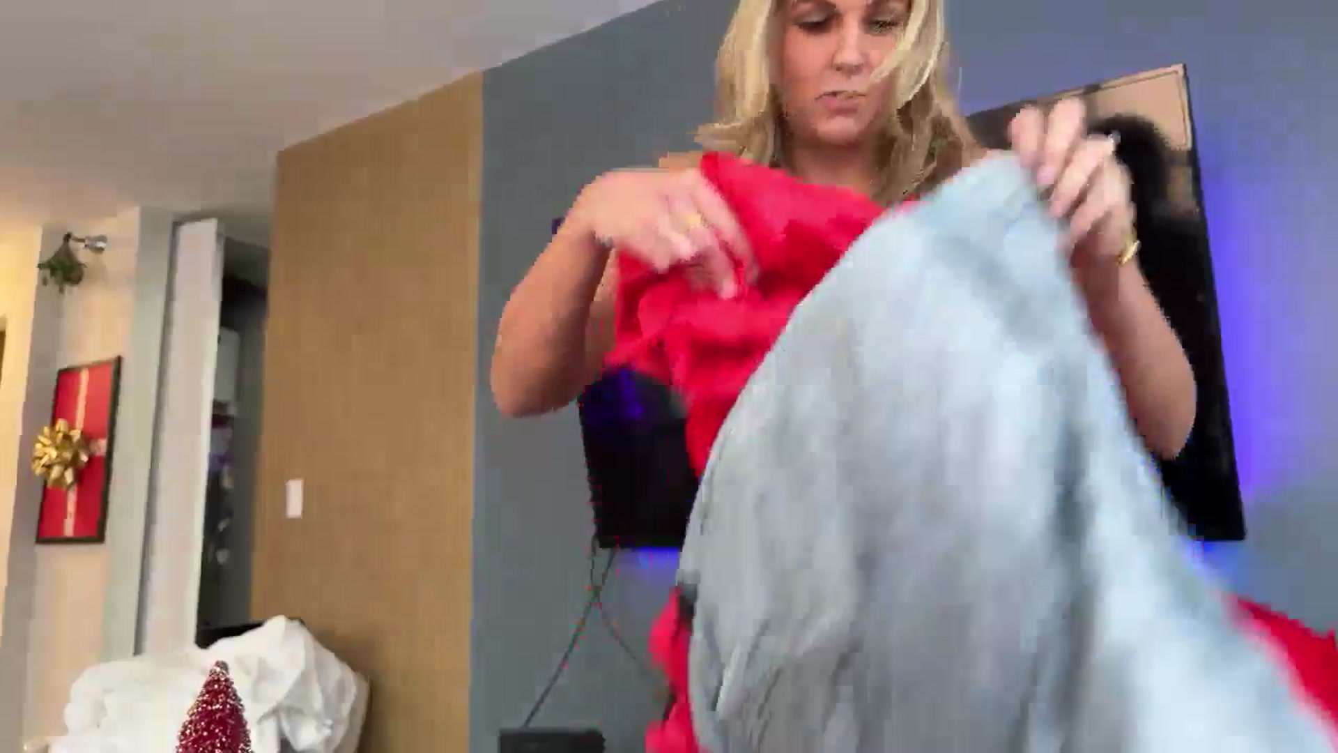Gallery image thumbnail from graciemaexx's myfreecams stream on, 01/09/2025, 22:14 image 4 of 20