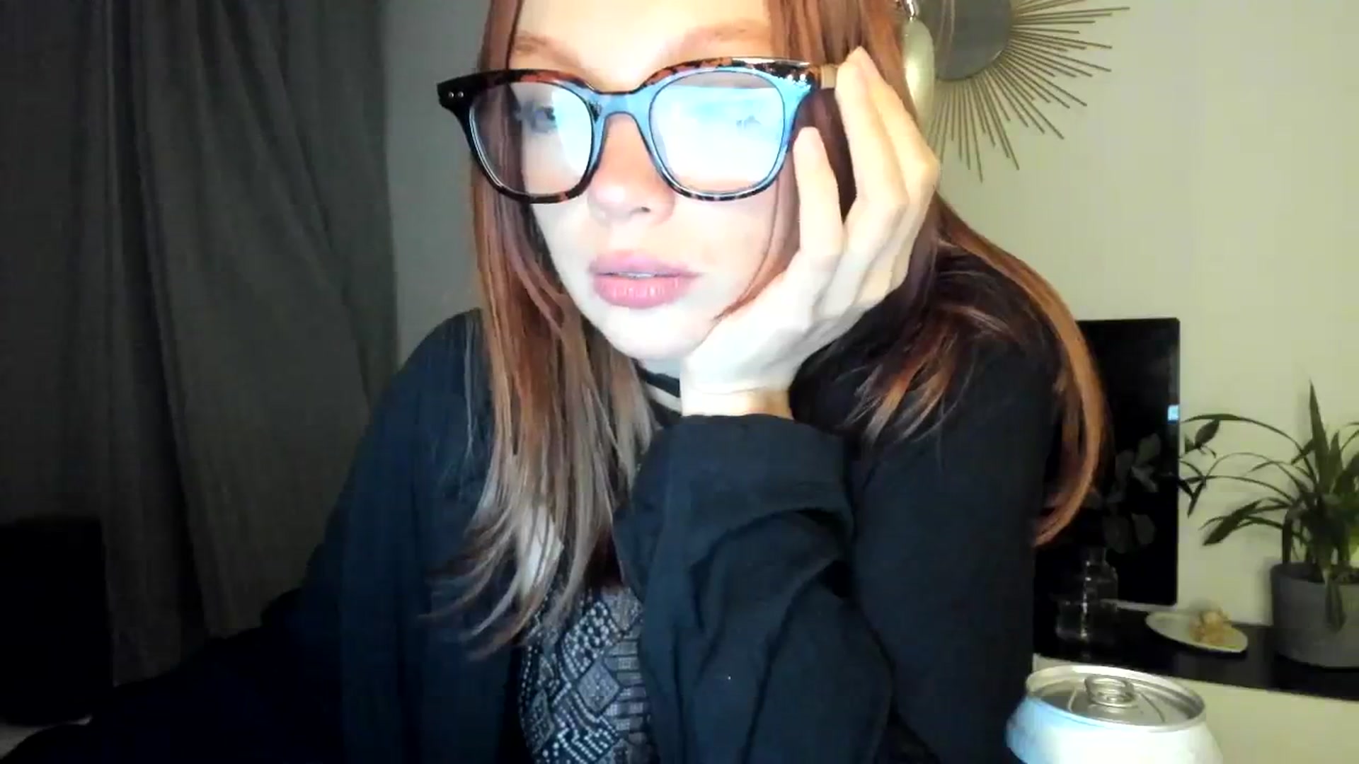 Gallery image thumbnail from greengiirl's myfreecams stream on, 11/05/2023, 17:45 image 5 of 20