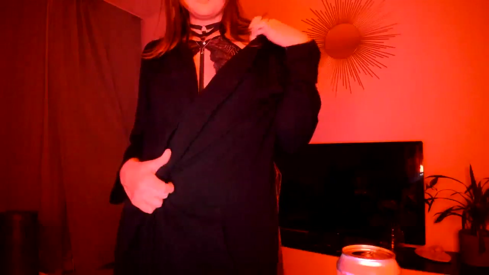 Gallery image thumbnail from greengiirl's myfreecams stream on, 11/05/2023, 18:21 image 3 of 20