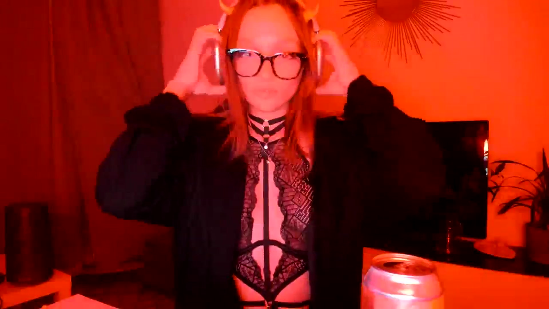 Gallery image thumbnail from greengiirl's myfreecams stream on, 11/05/2023, 18:21 image 9 of 20