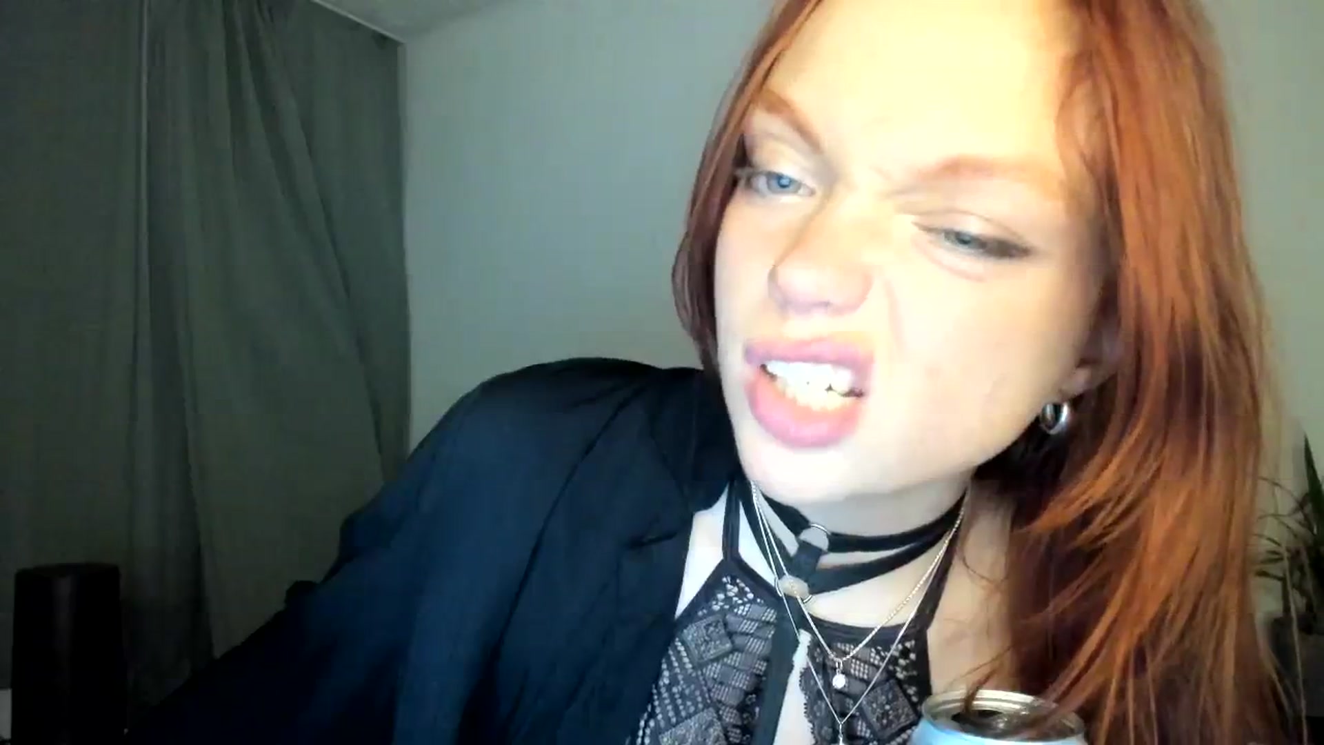 Gallery image thumbnail from greengiirl's myfreecams stream on, 11/05/2023, 18:21 image 16 of 20