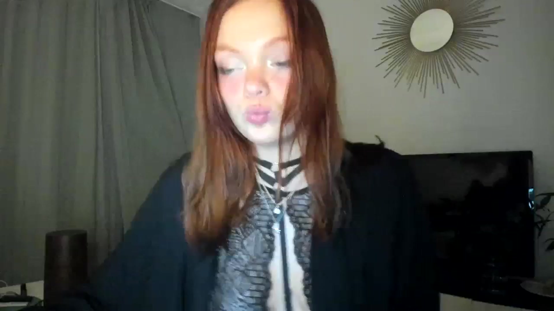 Gallery image thumbnail from greengiirl's myfreecams stream on, 11/05/2023, 20:41 image 7 of 20