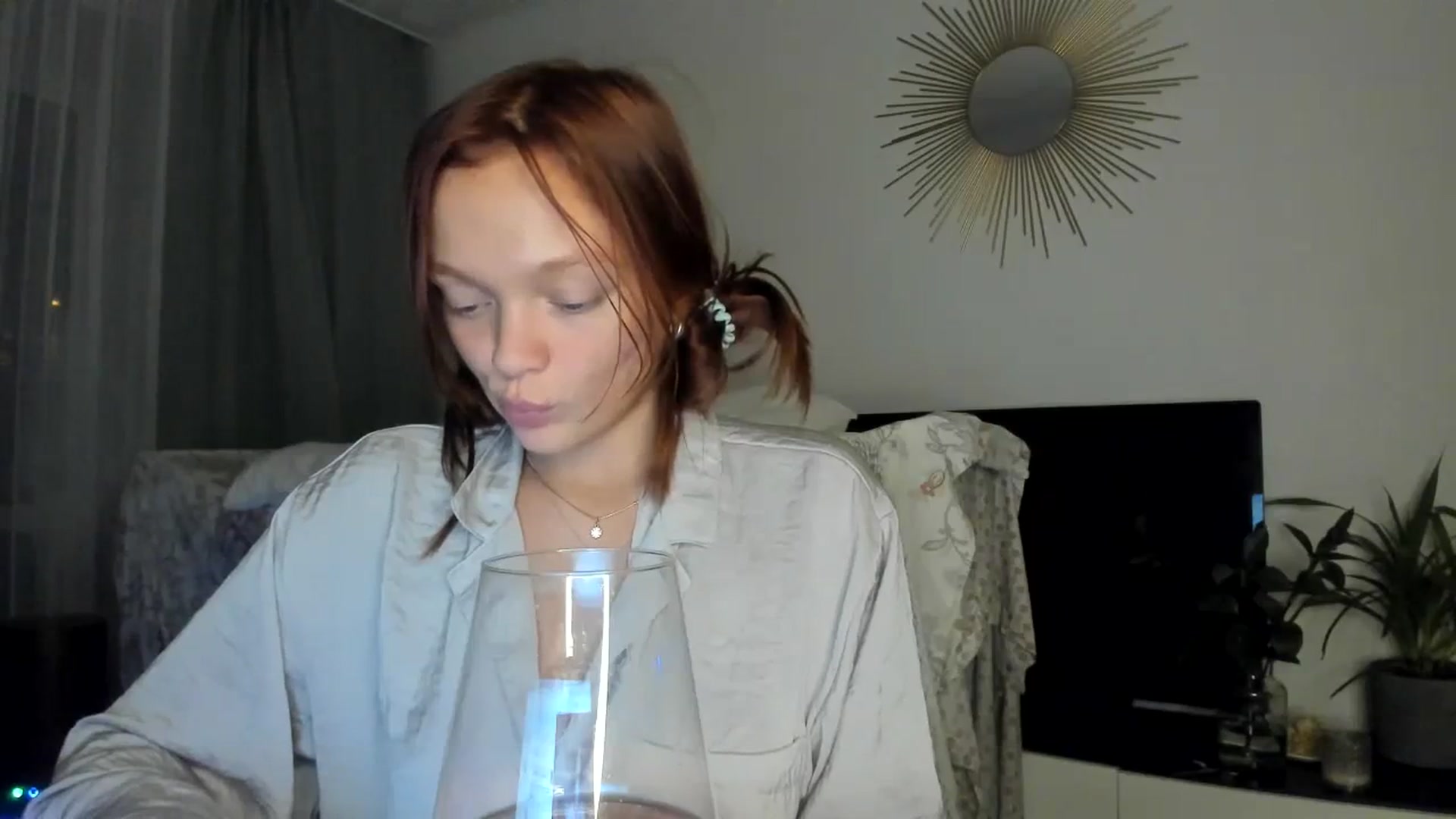 Gallery image thumbnail from greengiirl's myfreecams stream on, 11/08/2023, 13:14 image 14 of 20
