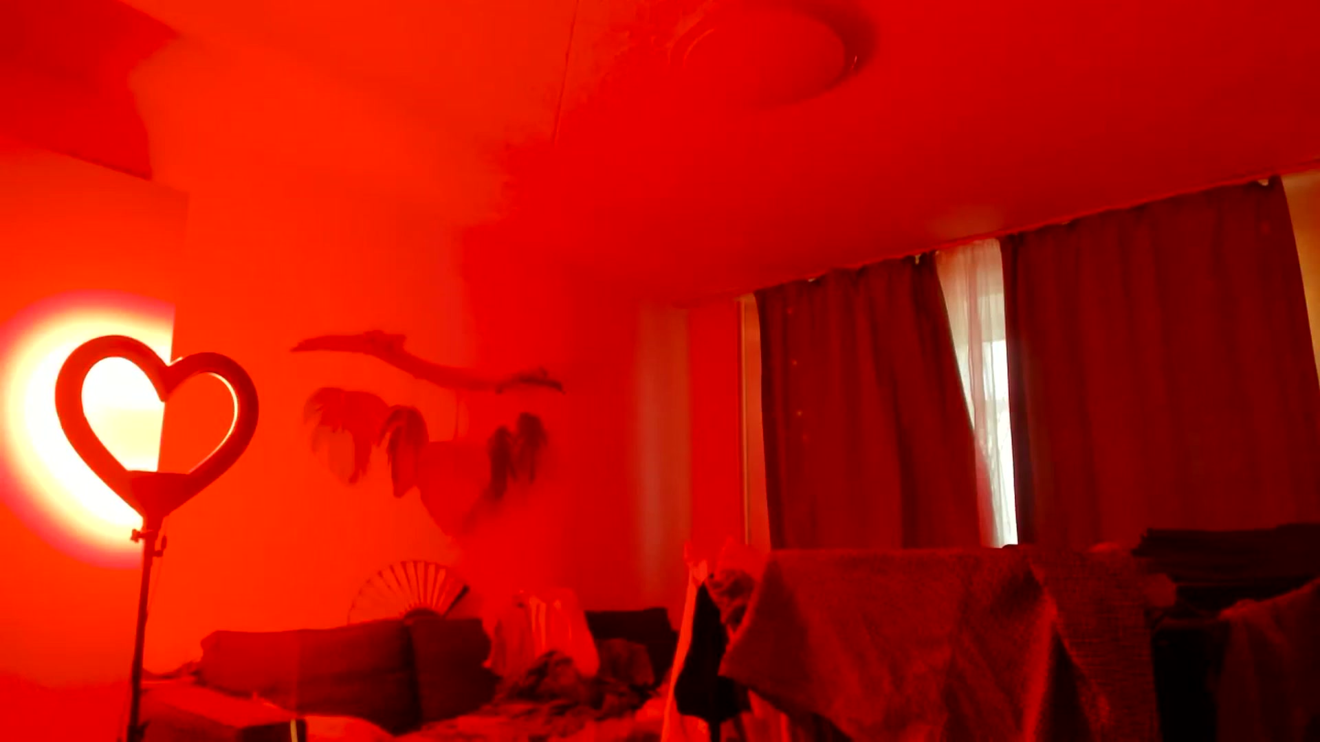 Gallery image thumbnail from greenzone's myfreecams stream on, 03/25/2024, 02:27 image 1 of 20