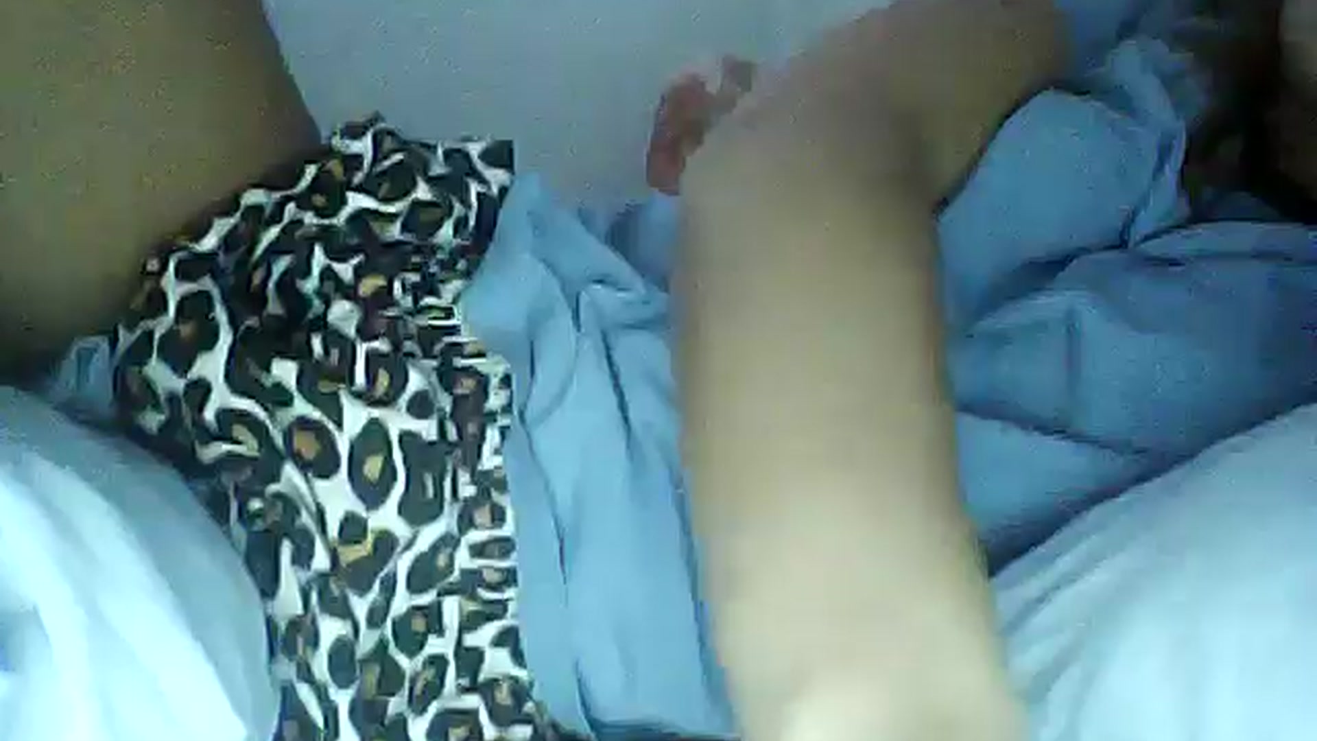 Gallery image thumbnail from greenzone's myfreecams stream on, 04/16/2024, 11:43 image 9 of 20