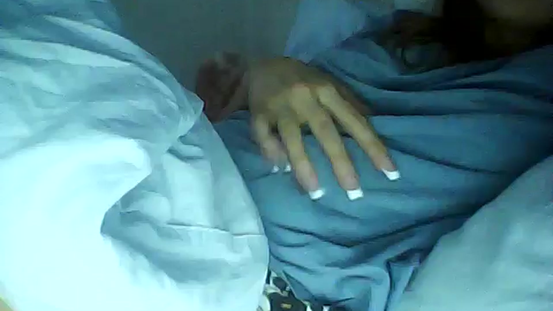 Gallery image thumbnail from greenzone's myfreecams stream on, 04/16/2024, 12:28 image 15 of 20