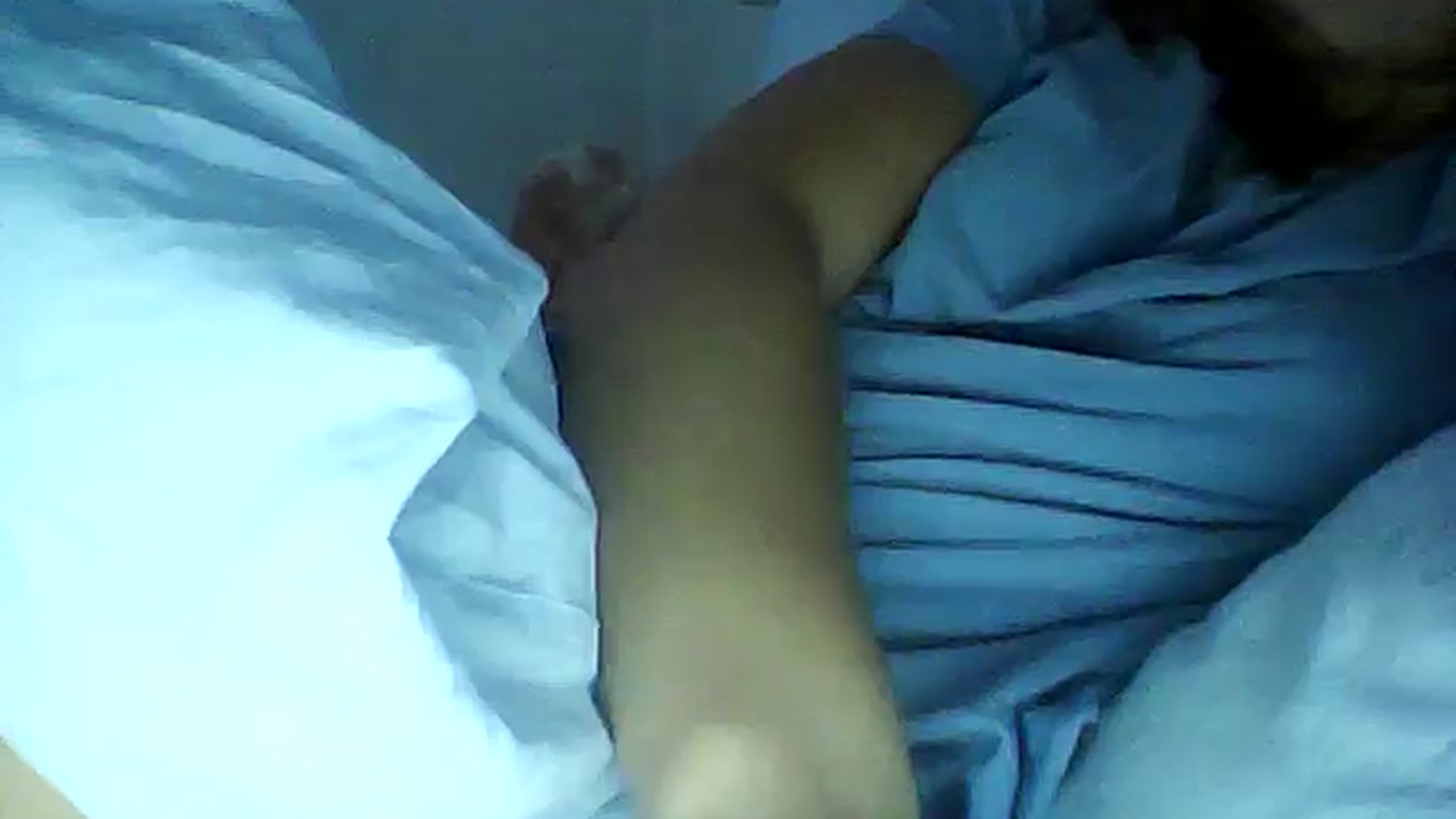 Gallery image thumbnail from greenzone's myfreecams stream on, 04/16/2024, 12:28 image 14 of 20