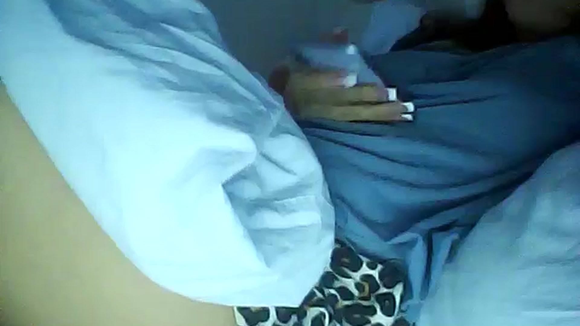 Gallery image thumbnail from greenzone's myfreecams stream on, 04/16/2024, 12:28 image 11 of 20