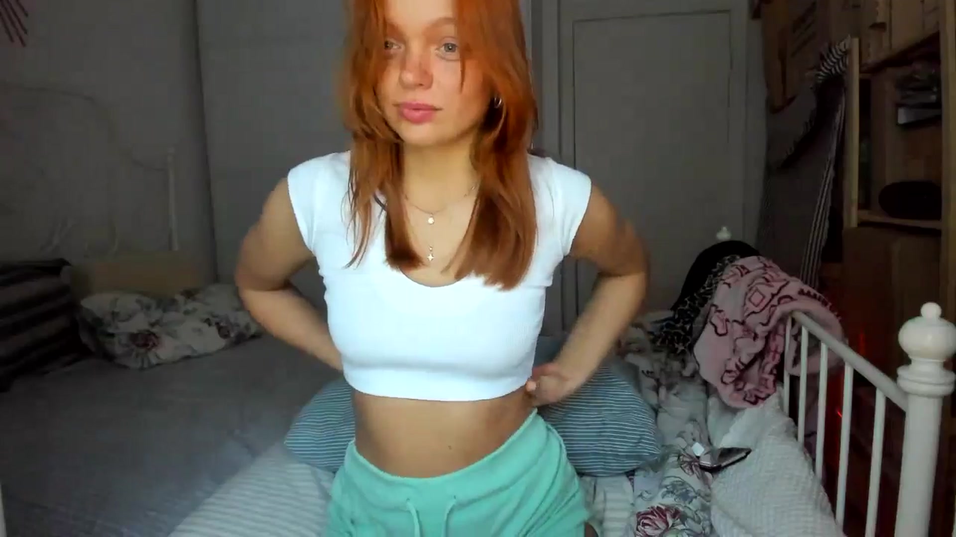 Gallery image thumbnail from greenzone's myfreecams stream on, 05/18/2024, 14:22 image 13 of 20